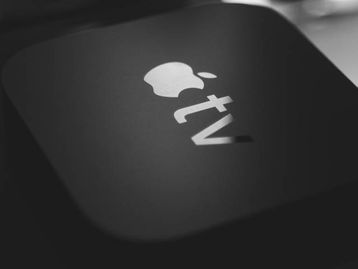 Apple aumenta preços de antigos iPhones, AirPods e mais no Brasil