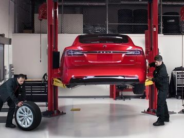 Tesla: 'direito de reparo' pode facilitar ataques hacker a carros