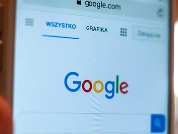 Google melhora buscas com erros de digitação 