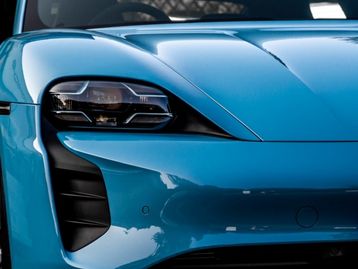 Carros elétricos e convencionais terão mesmo preço em 2024