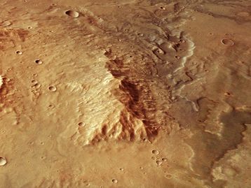 Sonda da ESA identifica cratera tripla na superfície de Marte