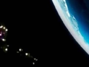 NASA: câmeras da ISS conseguem captar imagens de 150 OVNIs
