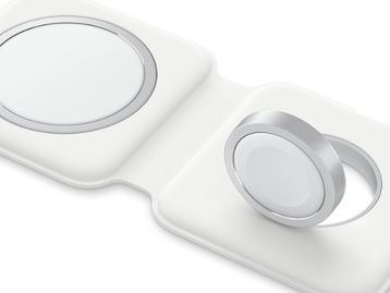 Carregador sem fio da Apple só funciona 100% com 'tomadas' novas