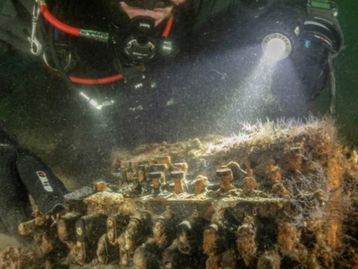 Máquina de criptografia nazista é encontrada no fundo do mar