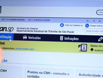 Portal do Detran-SP oferece mais de 70 serviços online