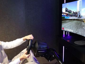 Nova tela OLED da LG se curva para imersão em jogos