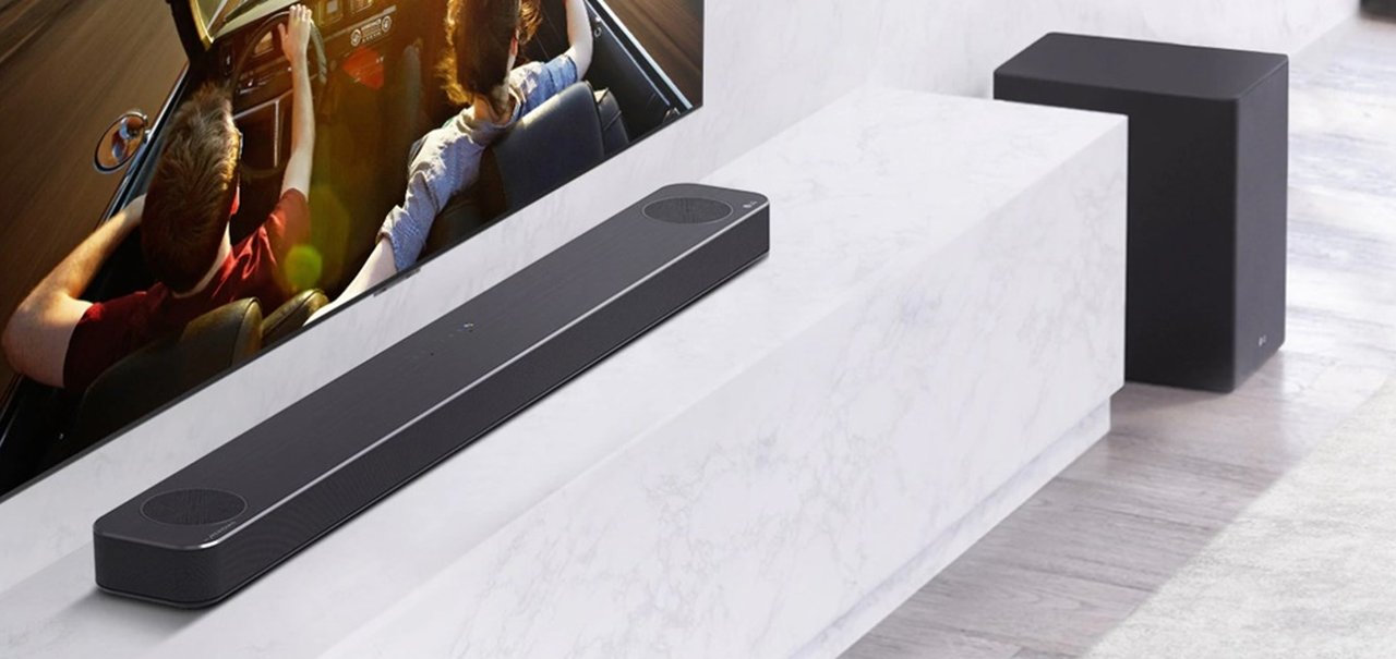 Como um soundbar simula o som de cinema em uma peça só