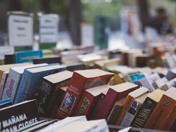 Especial Dia do Leitor: seleção de livros em oferta