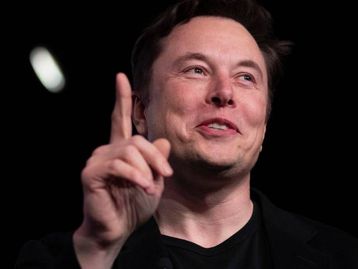 Elon Musk supera Jeff Bezos e se torna a pessoa mais rica do mundo