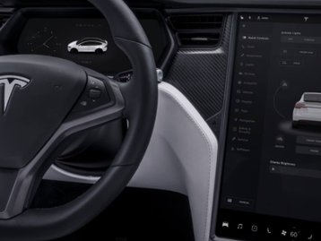 Tesla terá que fazer recall de 158 mil carros por defeito na tela