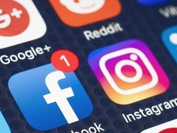 Brasileiros usaram redes sociais por quase 5h diárias em 2020