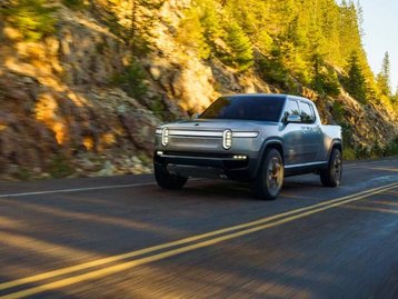 Rivian contrata o responsável pelas baterias da Tesla