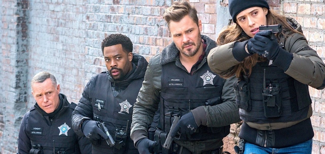 Chicago PD 8x5: Burgess e Ruzek conversam sobre o futuro (Recap)