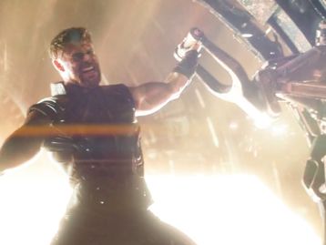 Thor 4: músculos de Chris Hemsworth dificultam a vida de dublê