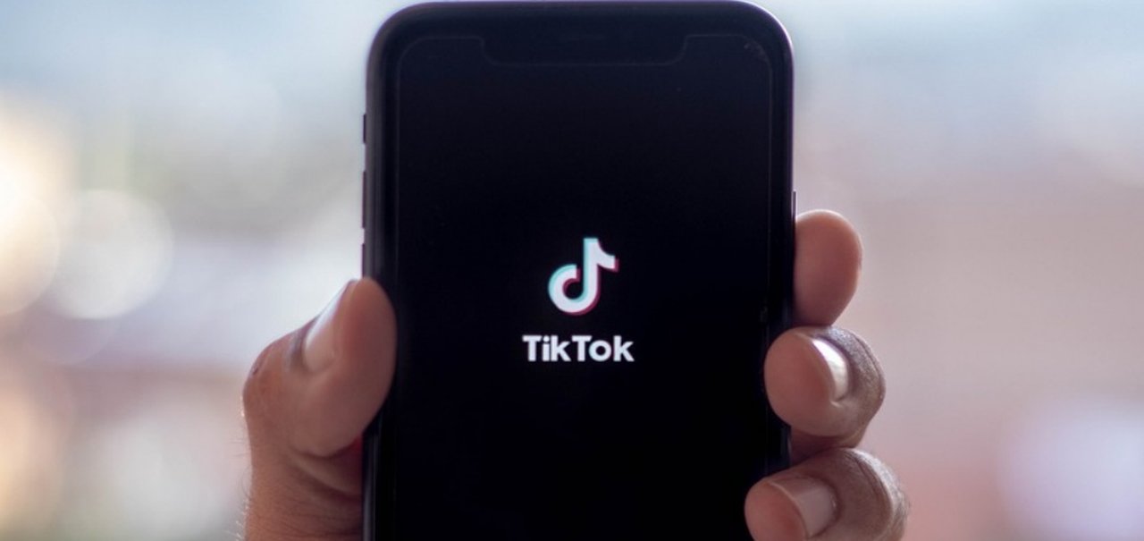 Venda do TikTok para Oracle e Walmart é suspensa nos EUA