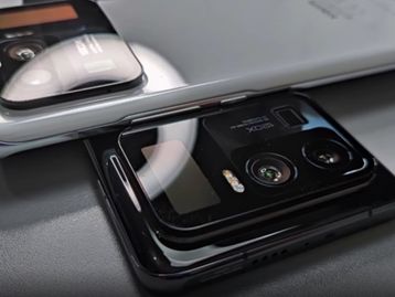 Xiaomi Mi 11 Ultra tem tela extra, zoom de 120x e câmeras enormes