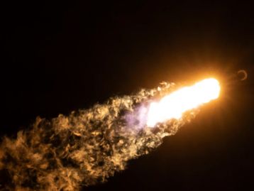 SpaceX lança 60 satélites Starlink no espaço com foguete reutilizável