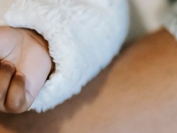 Primeiro bebê com anticorpos contra a covid-19 nasce nos EUA