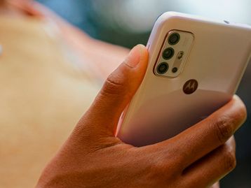 Moto G60 passa por certificação na Anatel