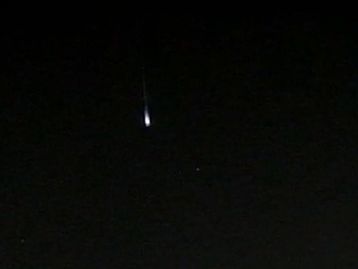 Meteoro cai sobre a Lagoa dos Patos, no RS; veja o vídeo