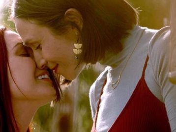 Wynonna Earp: episódio final mostra união de Nicole e Waverly (promo)