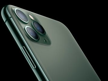 iPhone 11 Pro Max funciona após um ano submerso em lago