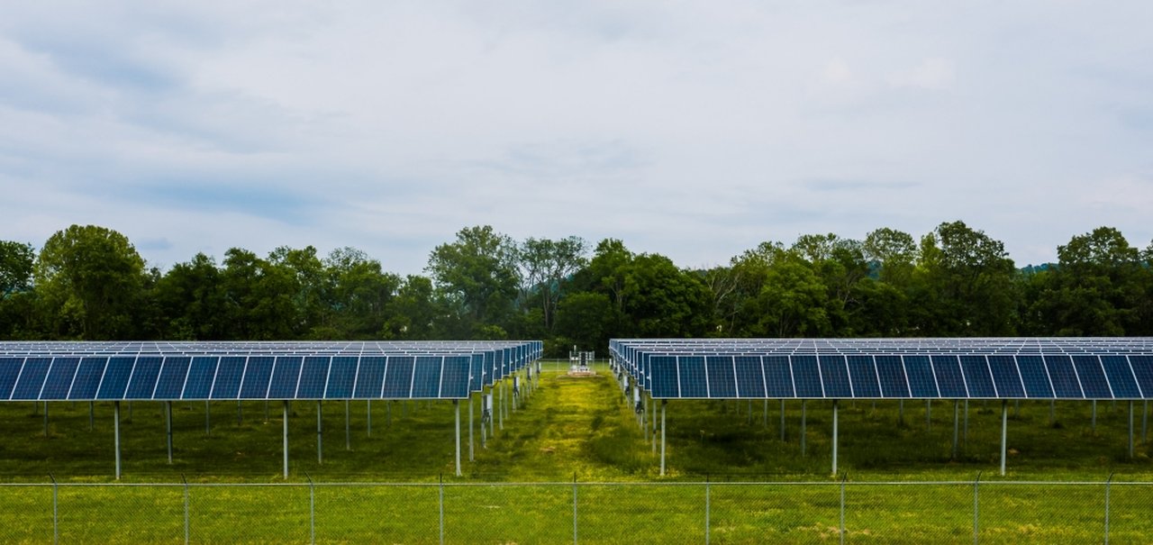 Amazonas ganha usina solar fotovoltaica com 2.880 painéis