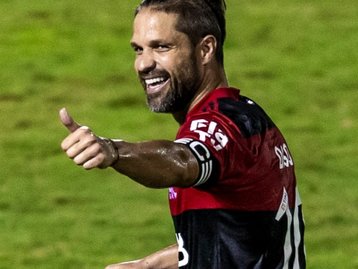 Vélez x Flamengo: como assistir ao vivo pela TV e na internet