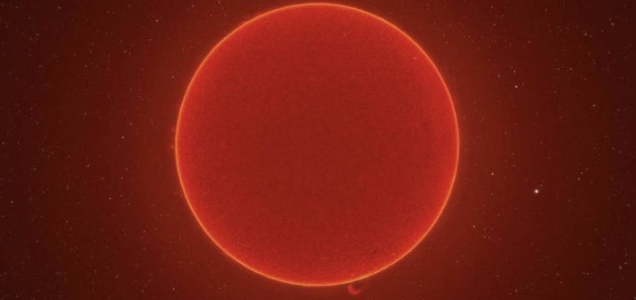 Fotógrafo astronômico captura imagem do Sol de tirar o fôlego