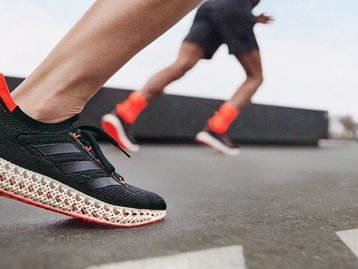 Adidas lança tênis com partes impressas em 3D e tecnologia 4D