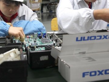 Alta de iPhone 12 e PS5 faz Foxconn bater recorde de receita