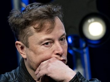 Elon Musk: fraudes lucram US$ 2 milhões com nome do CEO