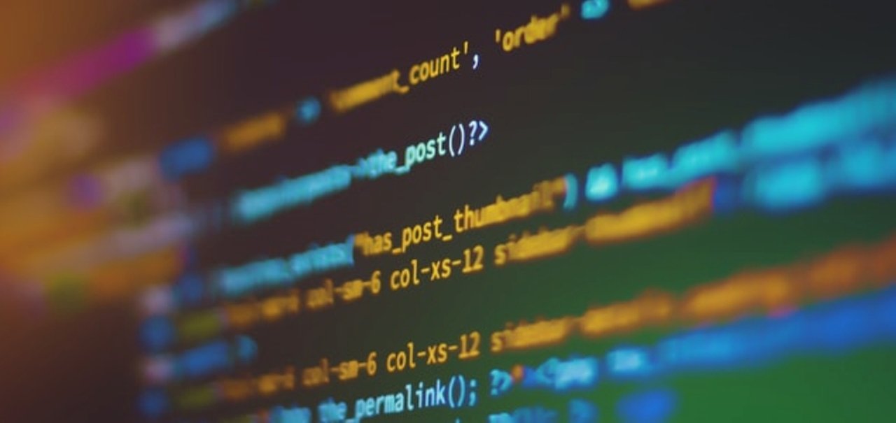 Curso online e grátis de JavaScript acontece de 24 a 28 de maio