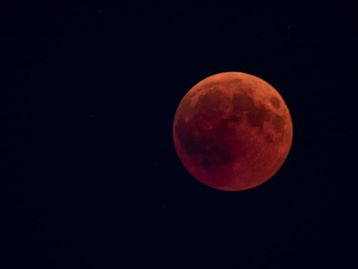 'Superlua de Sangue': eclipse lunar acontece dia 26 de maio