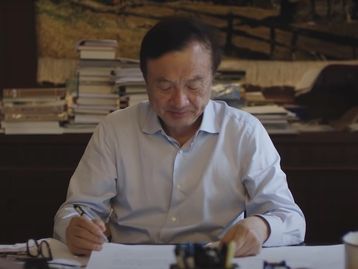 Fundador da Huawei confirma que empresa vai focar em software