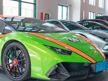 Criador de cheats para PUBG Mobile tinha coleção de carros de luxo