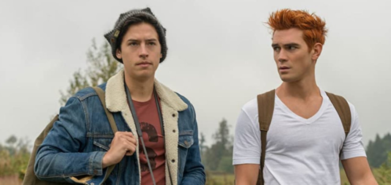 Riverdale: criador posta foto dos bastidores da 5ª temporada