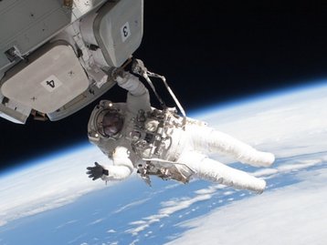 NASA transmite duas caminhadas espaciais ao vivo esta semana