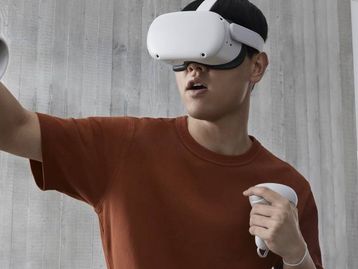 Facebook testa anúncios em realidade virtual com Oculus
