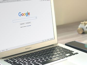 Google Chrome testa aba para salvar listas e sites para leituras