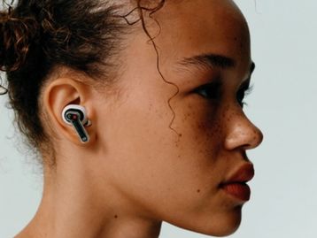 Ear (1): Nothing lança seu 1º fone de ouvido sem fio