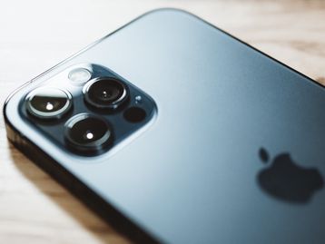 Apple pode lançar futuros iPhones com baterias maiores