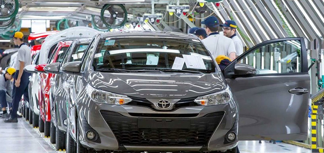 Toyota para duas fábricas no Brasil por falta de chips