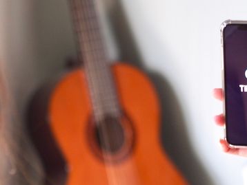 TikTok limita a exposição de vídeos feitos por adolescentes