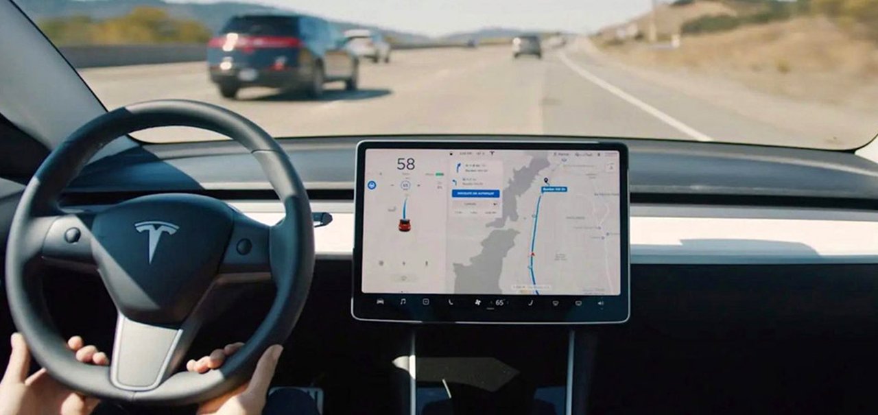 Autopilot: piloto automático da Tesla é investigado após acidentes