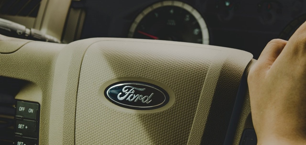 Bug no site da Ford expôs registros de clientes e funcionários