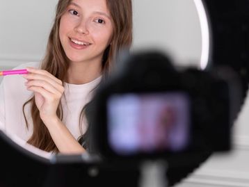 YouTube celebra 2 milhões de criadores em programa de monetização