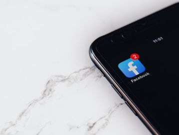 Facebook: chamadas de voz e vídeo retornam ao app principal