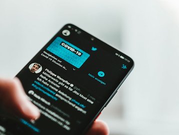 Twitter permitirá esconder publicações antigas e curtidas