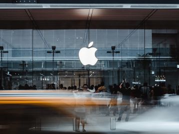 Apple contrata engenheiros da Mercedes para equipe do Apple Car
